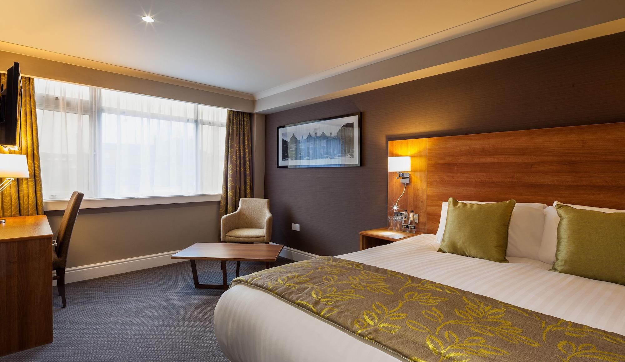 Cresta Court 3* Altrincham