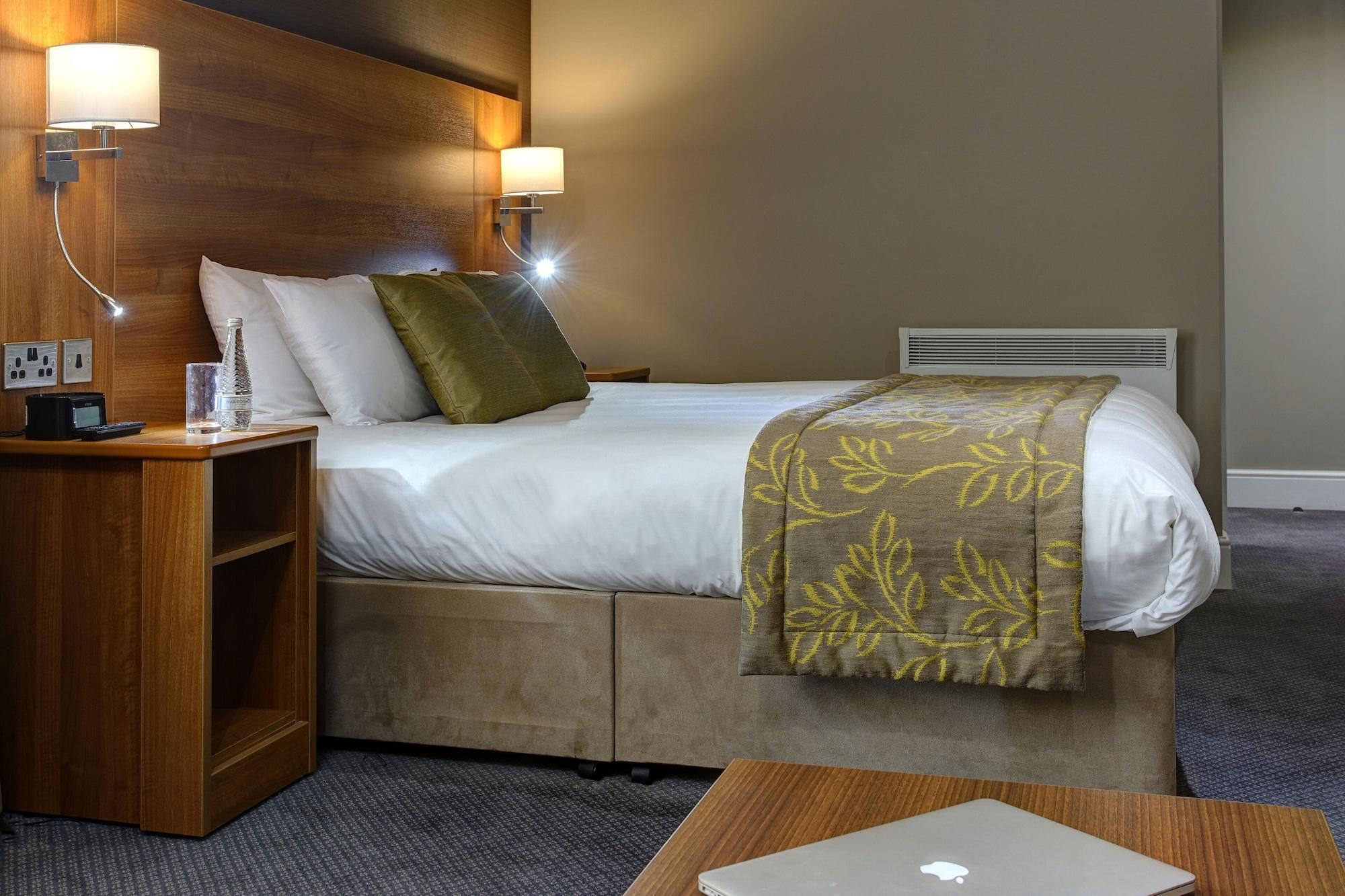 Cresta Court Altrincham