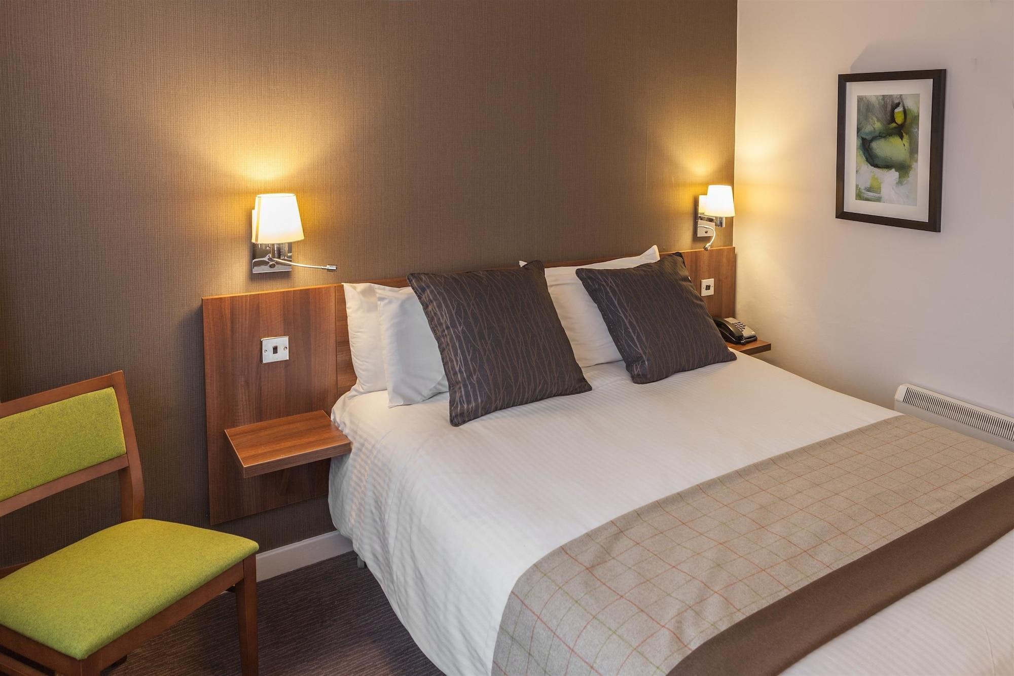 Cresta Court Hotel Altrincham