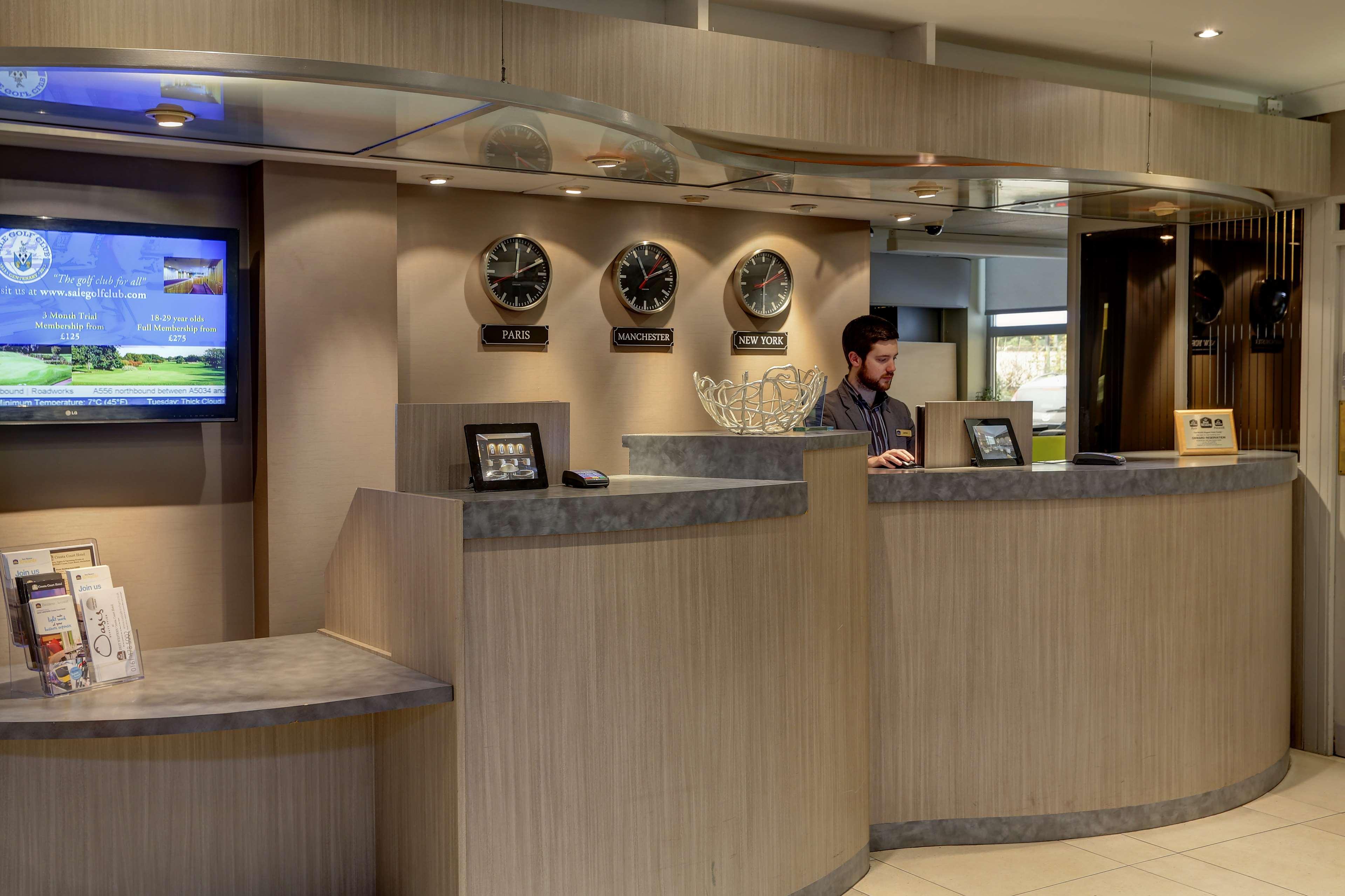 Cresta Court 3* Altrincham