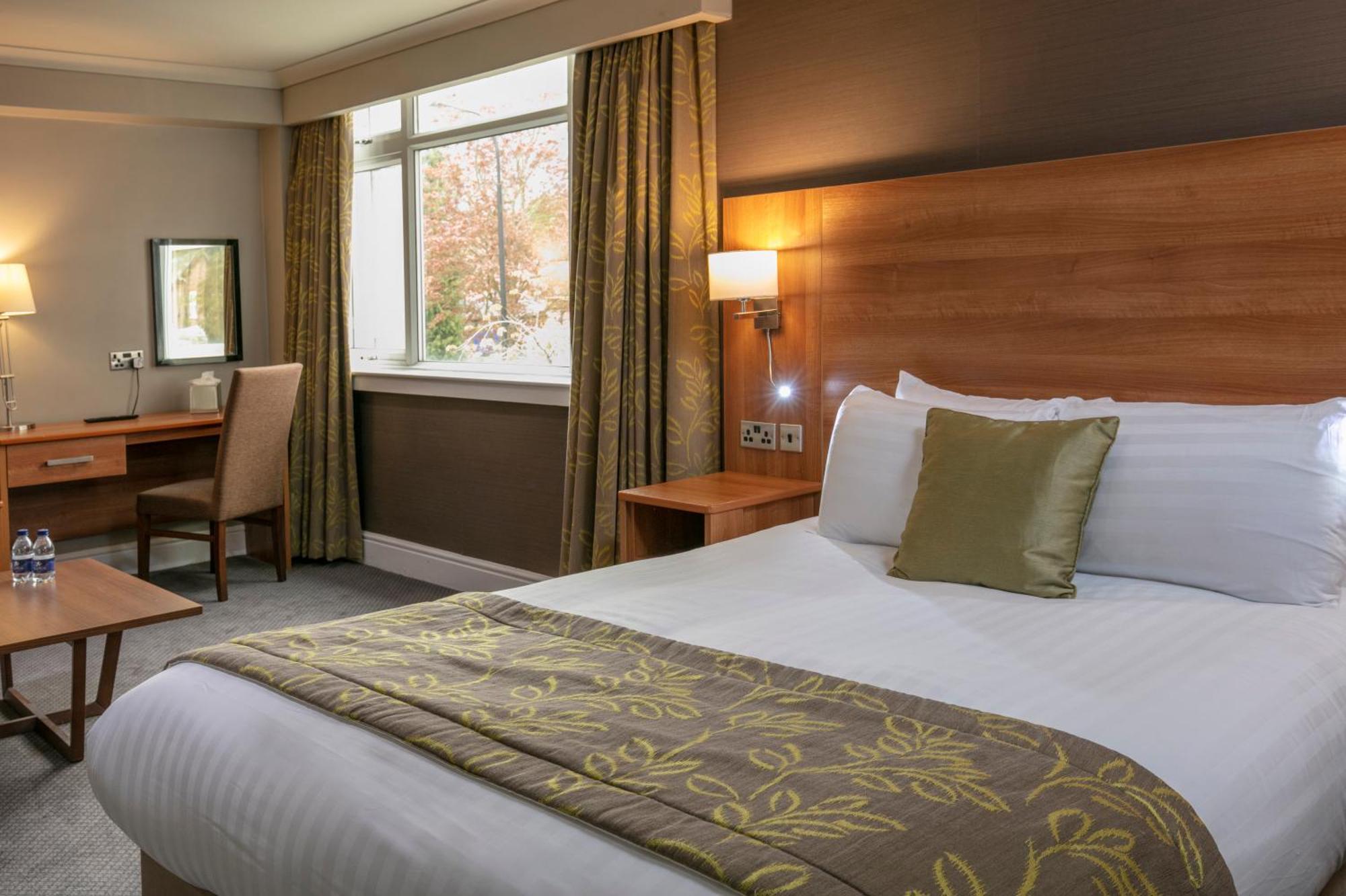 Hotel Cresta Court Altrincham