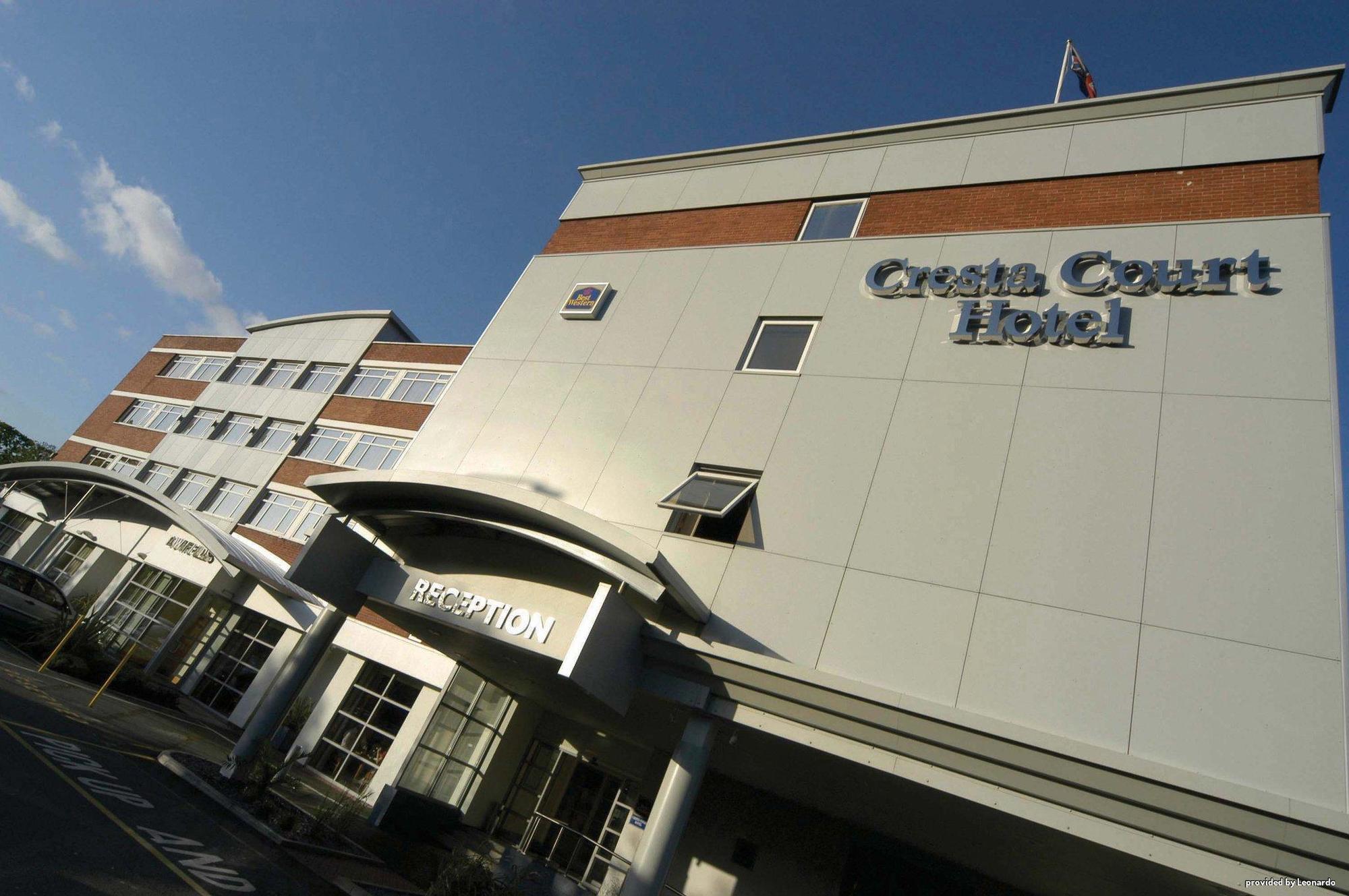 Cresta Court